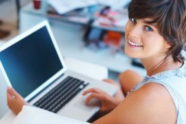 photodune-215152-successful-woman-working-on-laptop-xs